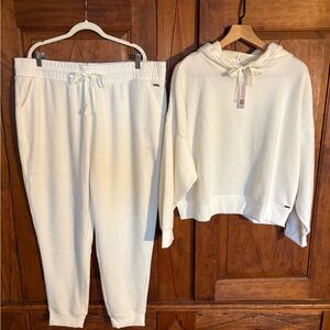 Adore Me Soft Loungewear Soft Pajama Set